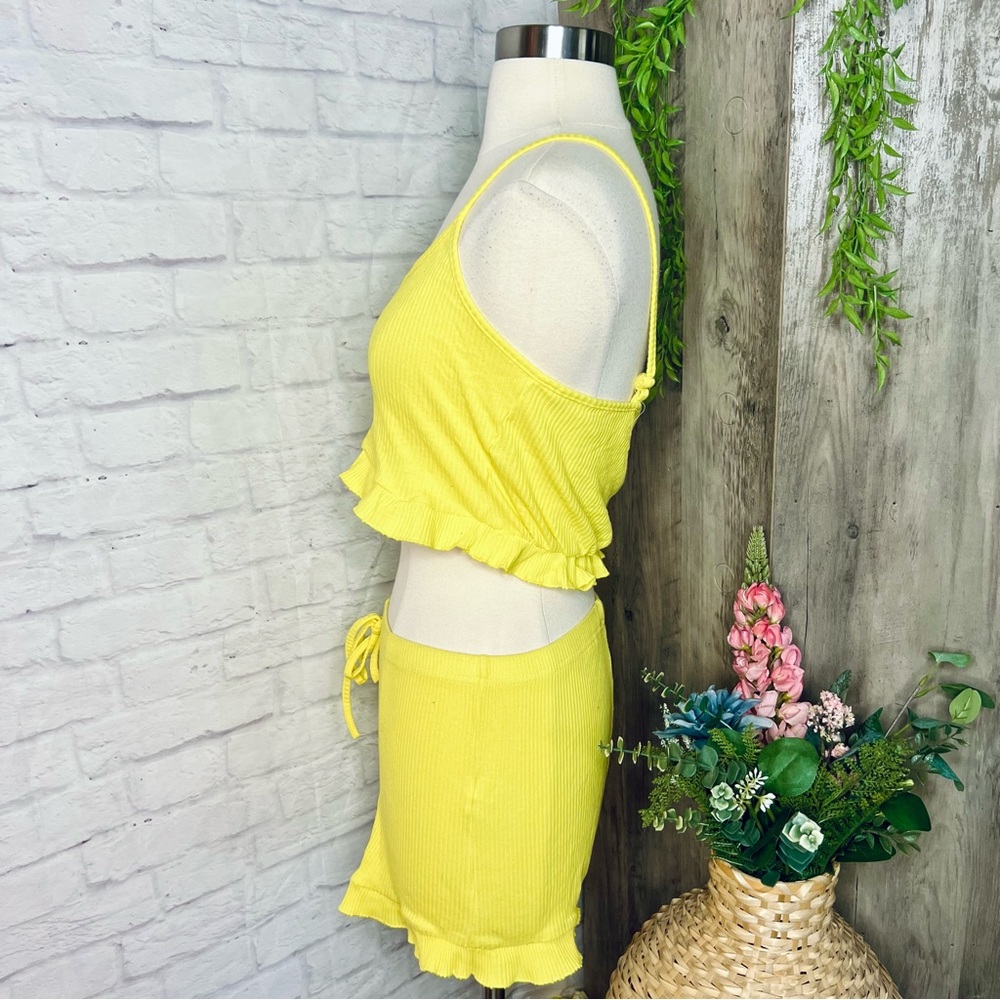 Yellow Lounge Set - image 4